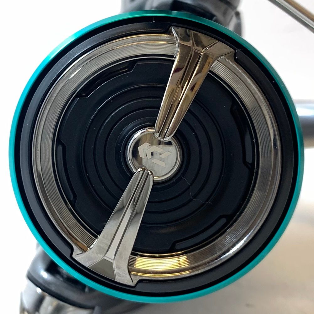 スピニングリール