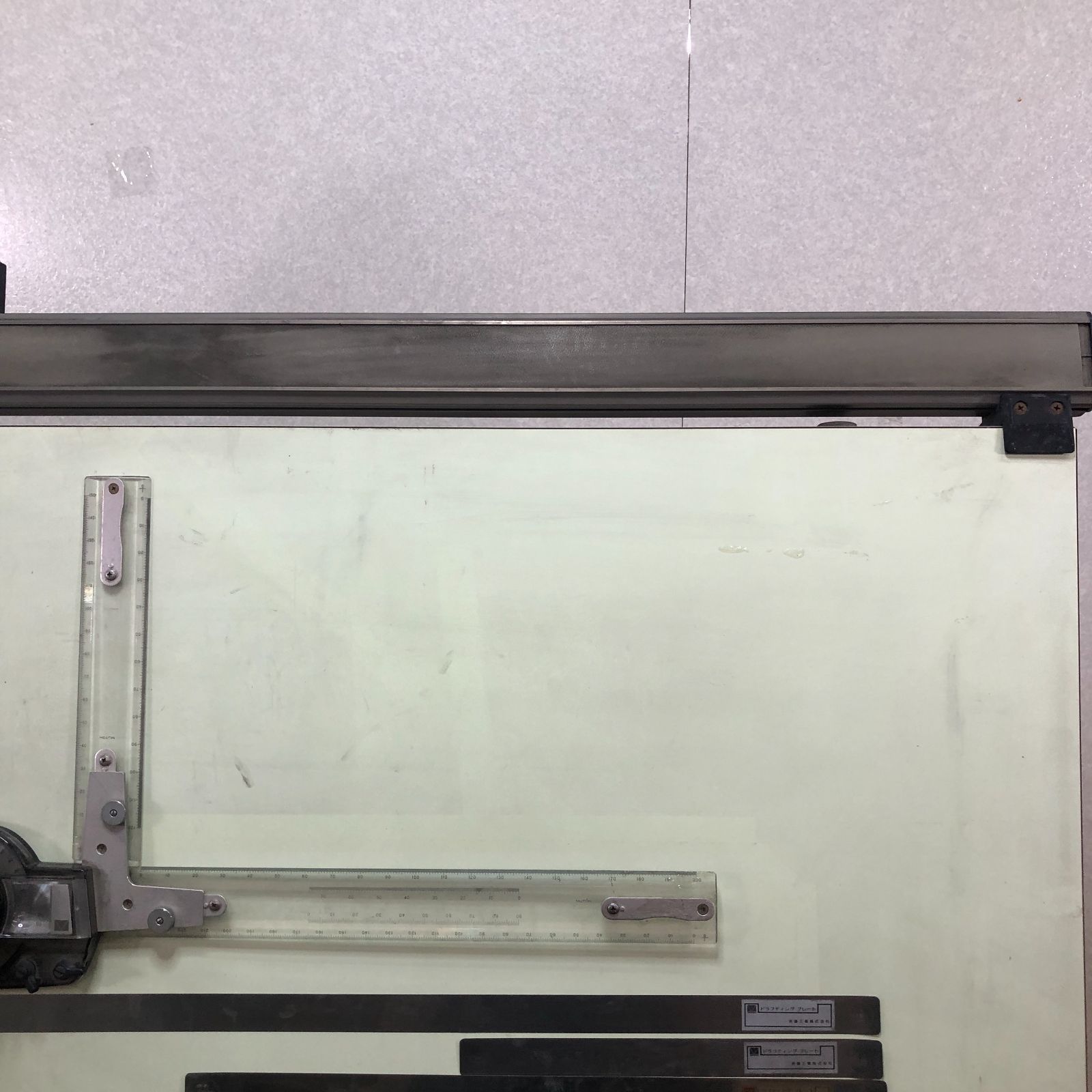 送料無料　MUTOH ドラフター Altana WA220 アーム式 製図器具 建築 デザイン 学校 付属プレートあり　251209-5