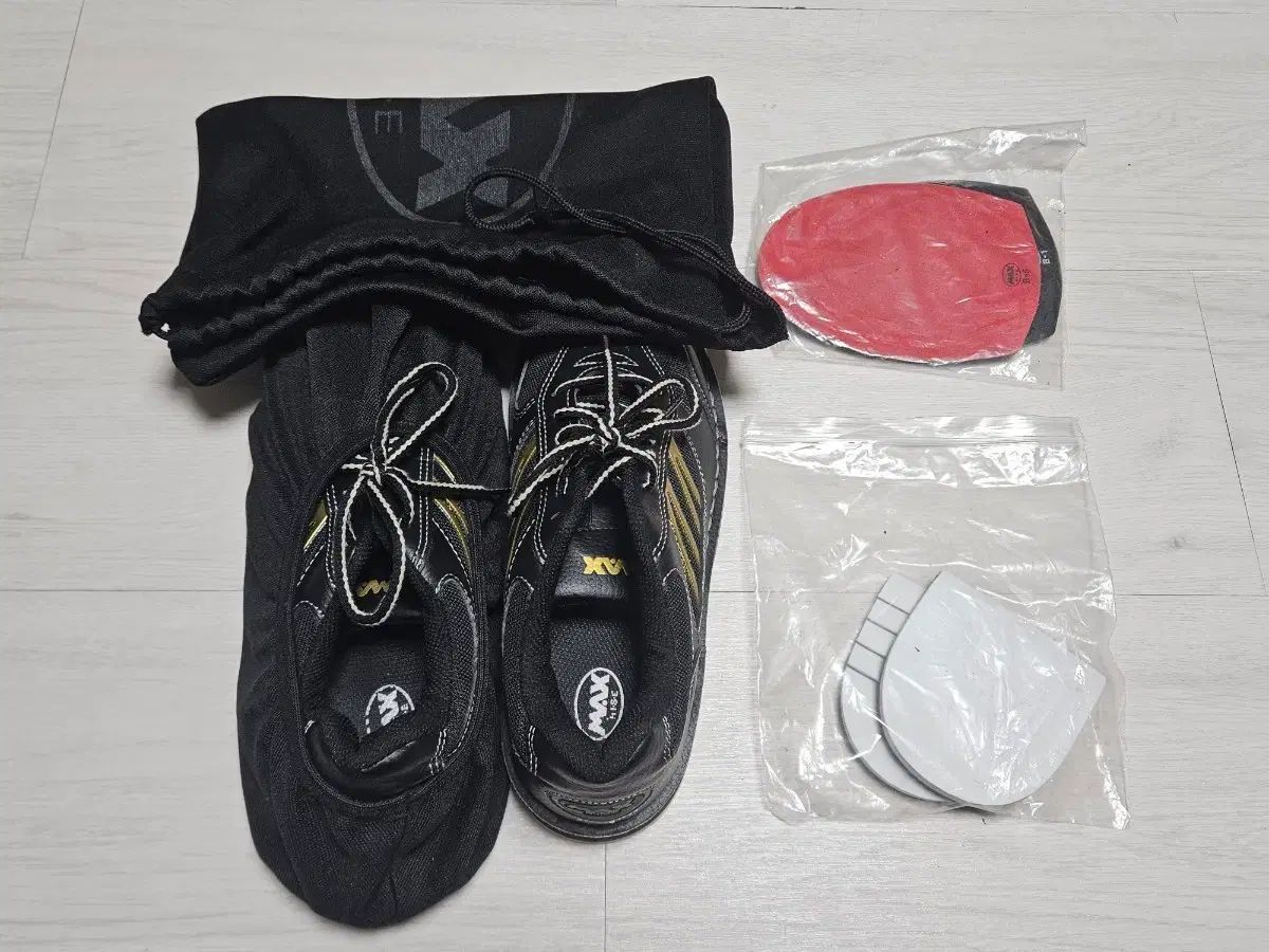 マックス t 1 ボーリングシューズ 250