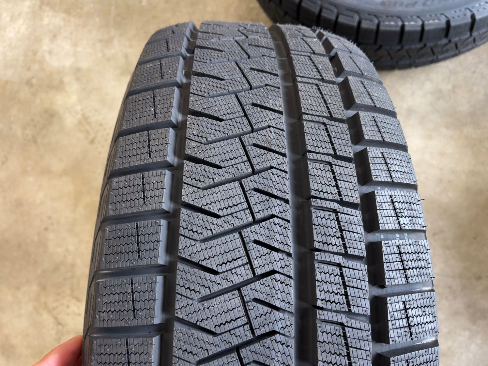 アシンメトリコ