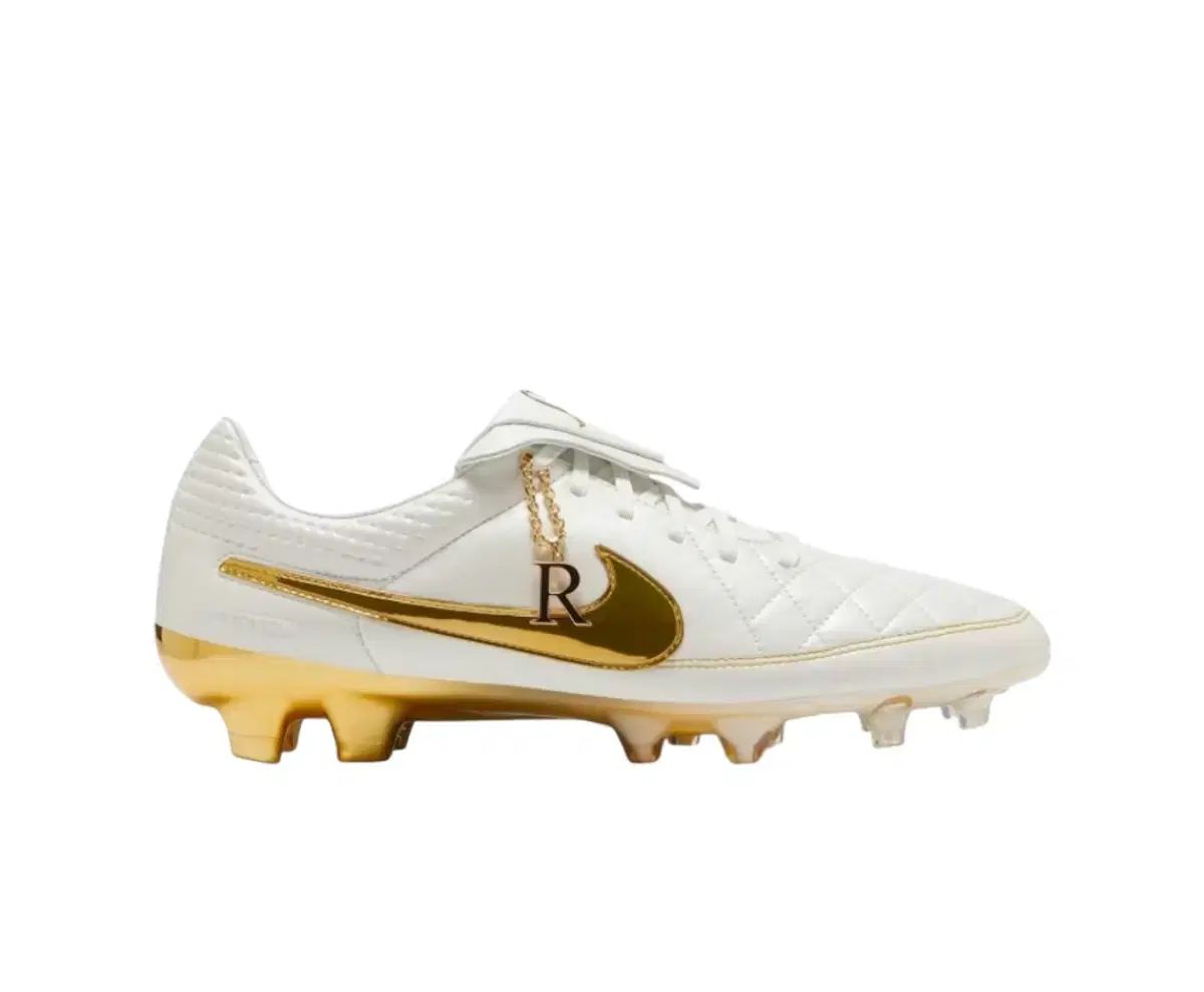 NIKE ティエンポ レジェンド Touch OF GOLD 270ロナウジーニョ サッカーシューズ