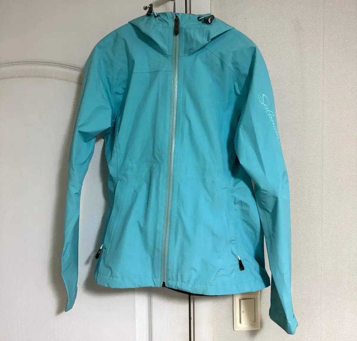 レディース SALOMON サロモン ウィンドブレーカー ジャケット Sサイズ