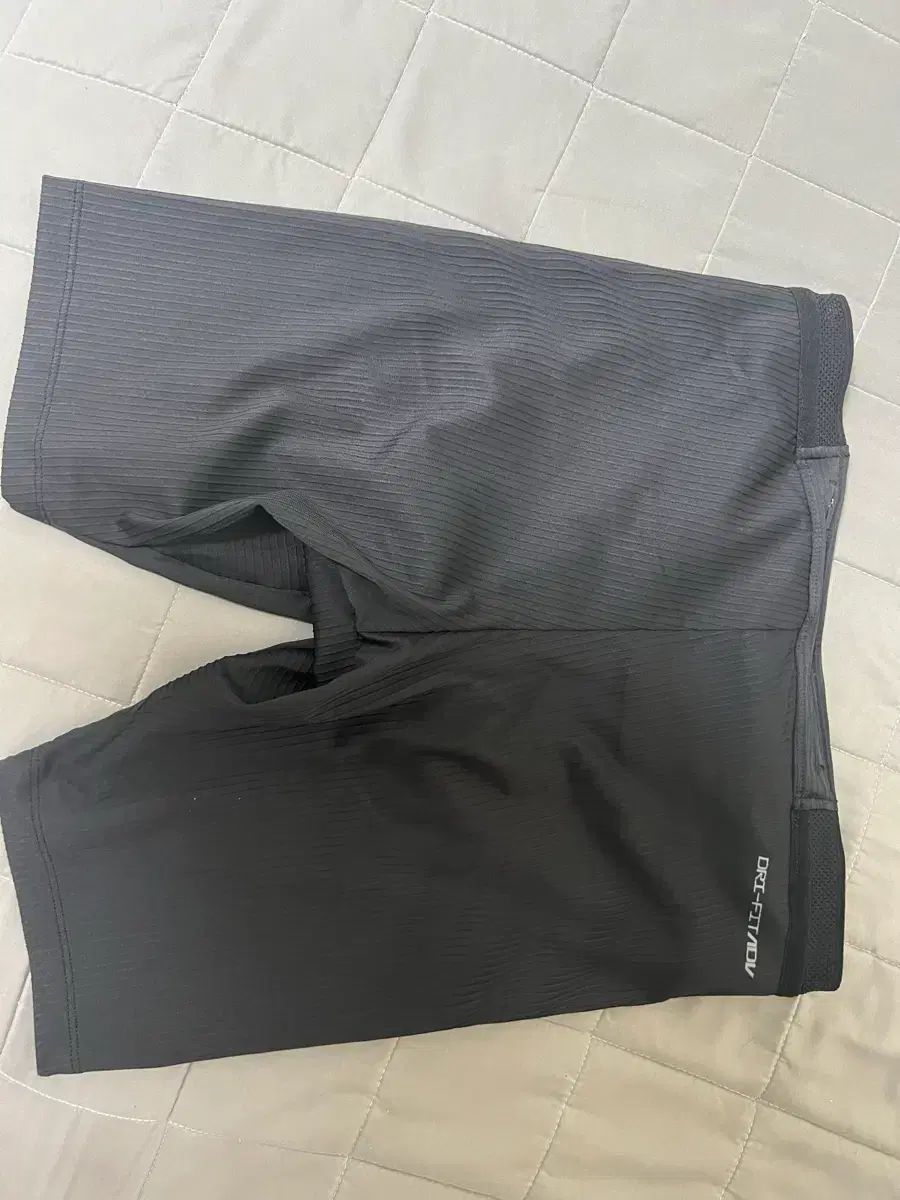 XL NIKE エアロスイフト ハーフタイツ