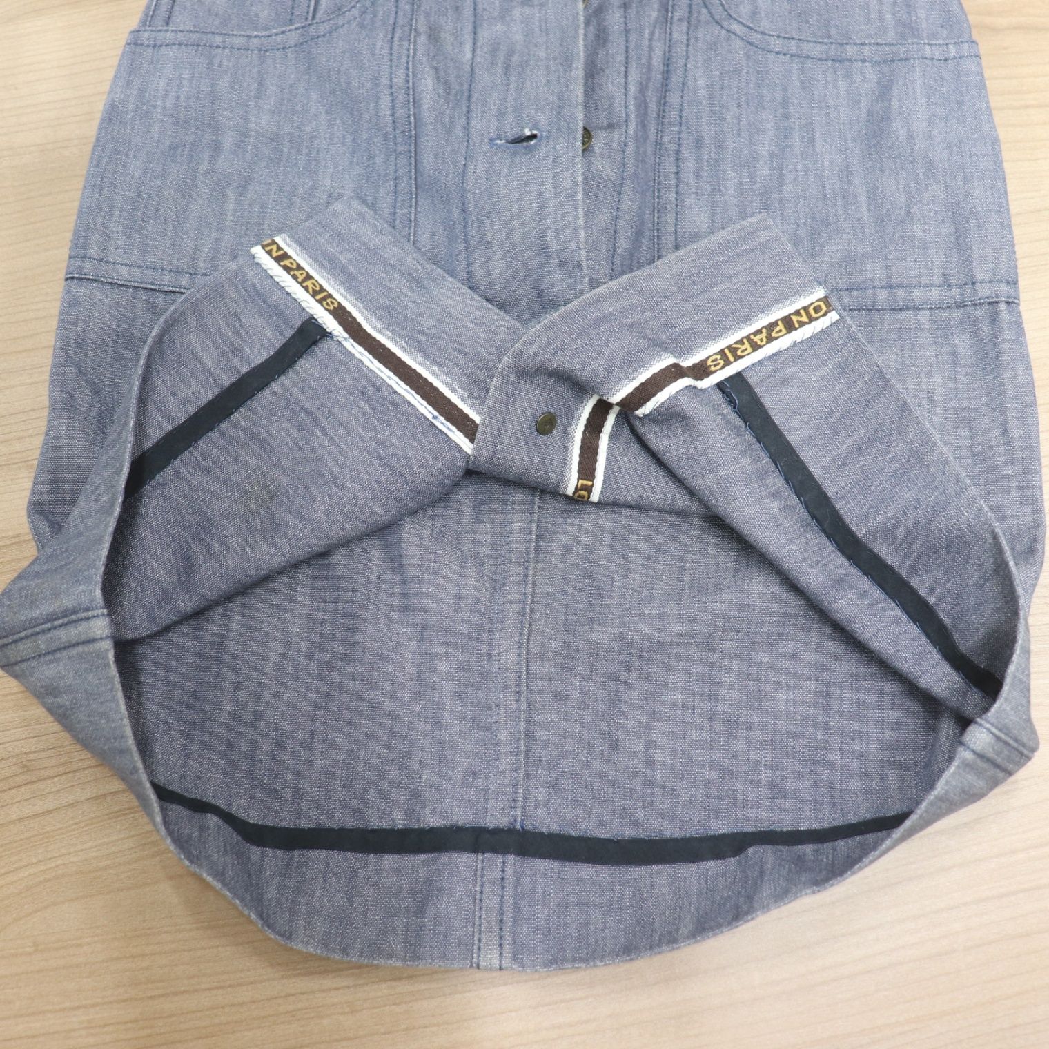 ITN0RZ7HO6QE LOUIS VUITTON ルイヴィトン デニム 前ボタン スカート