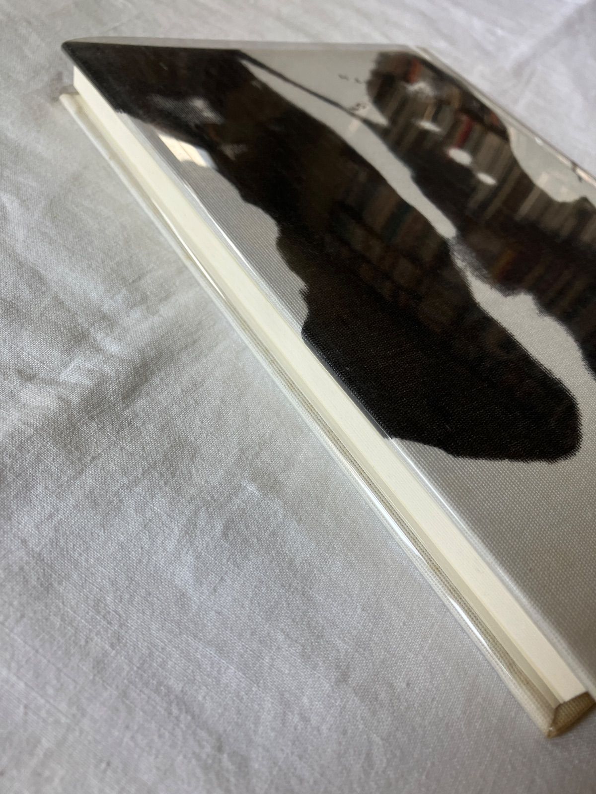 本 Patti Smith Cross Section
