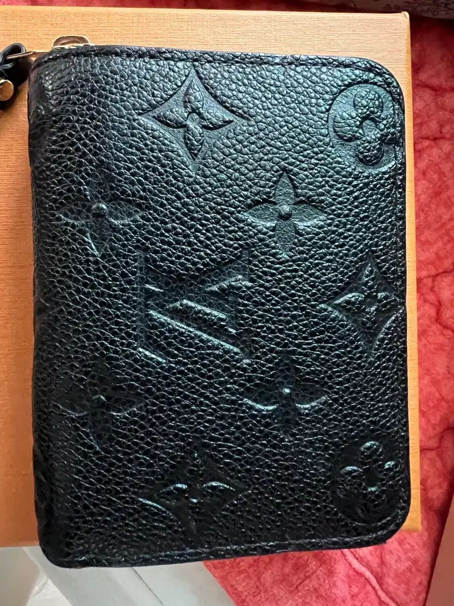 ルイヴィトン アンプレンテ 二つ折り財布 ブラック