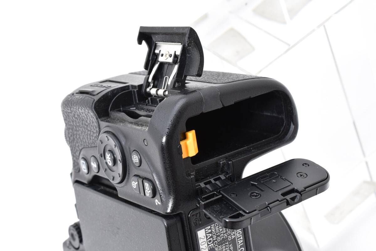 ☆美品☆《ショット数6,652回 》Nikon ニコン D5500 ボディ #906d