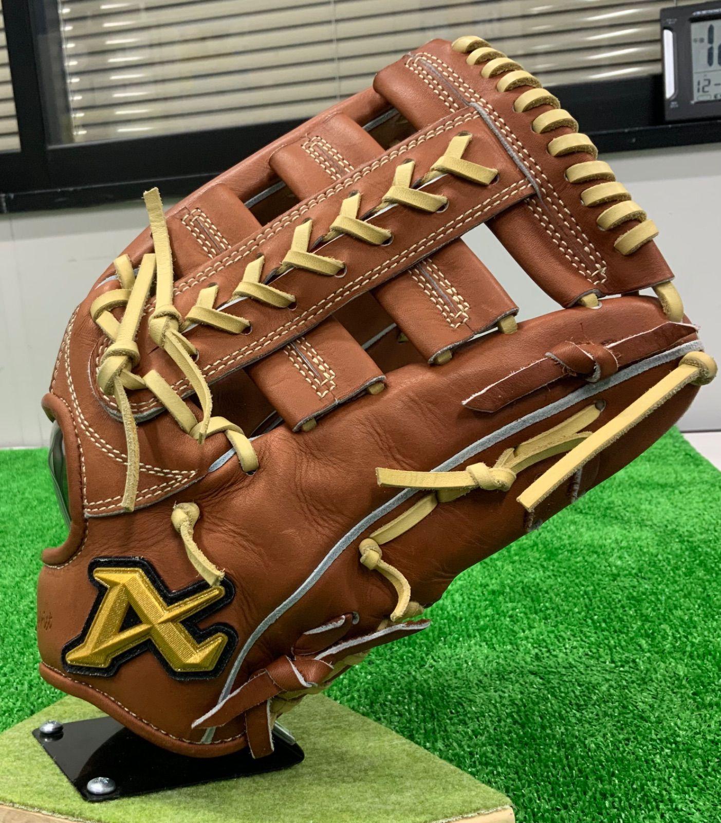 期間 クリマス ? アトムズ硬式用グラブ 右投 外野手用 モデル