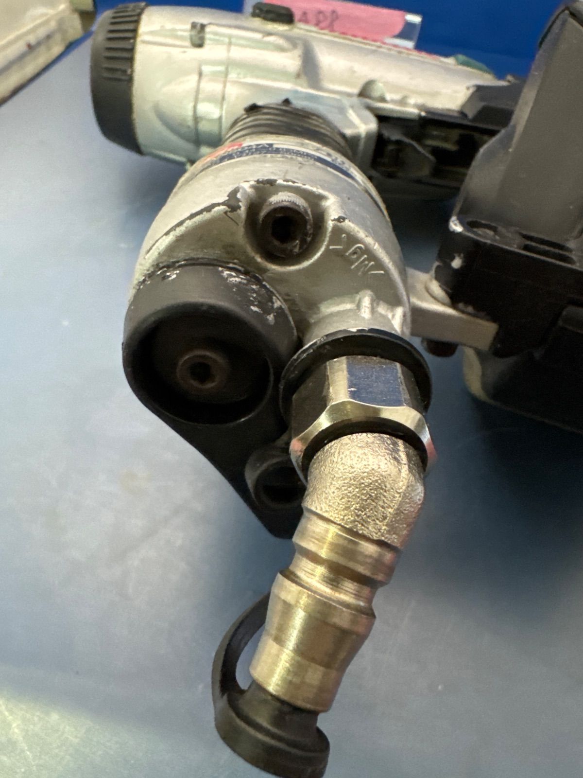  makita マキタ エア釘打 AN 504 A エア工具 その他 電動工具 エア工具