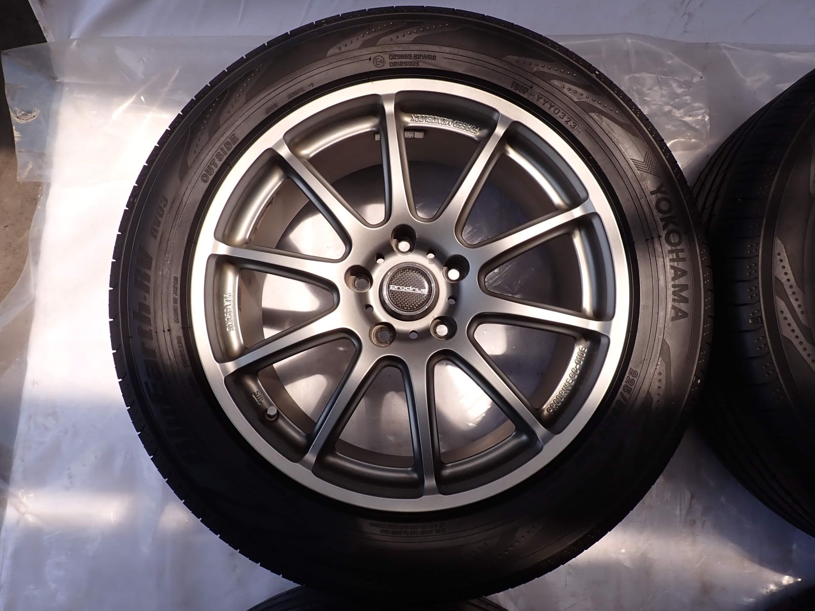 夏4本SET 会社宛 225 55 R 17 7 5 J 101 V ヨコハマ ブルーアース RV 03 製 プロドライブ GC 010 E アルミ アルファード NO W 0541