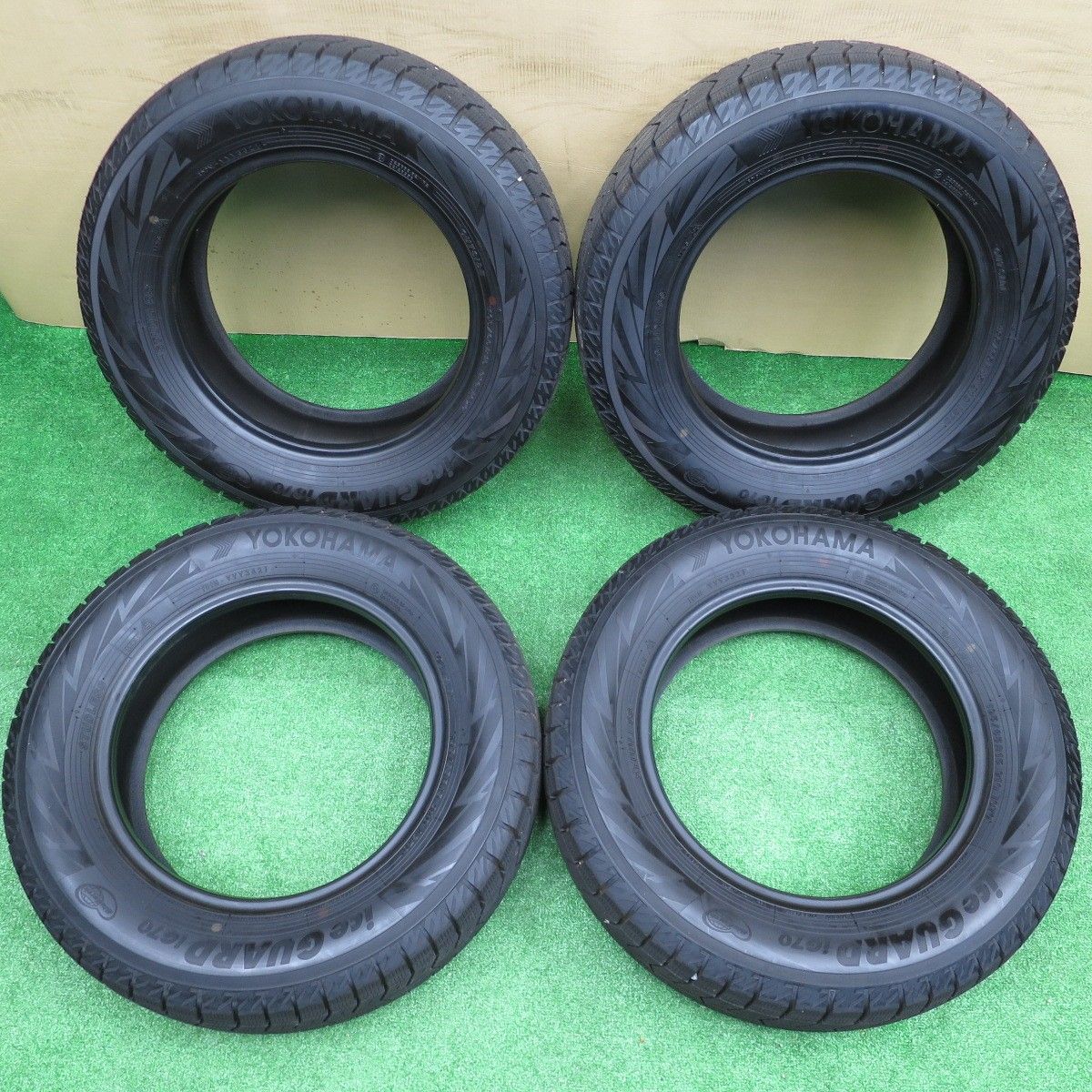 21年 スタッドレス 195 65 R 15 ヨコハマ アイスガード iG 70 タイヤ 15インチ ノア プリウス セレナ ヴォクシー ステップワゴン 等 スタ