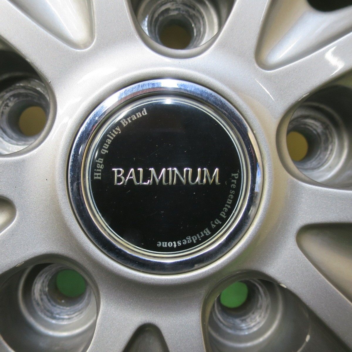  バリ溝 22年 キレイ 8 5分 スタッドレス 185 65 R 15 ブリヂストン ブリザック VRX 3 TR 10 バルミナ 15インチ PCD 114 5 H 5120906イス 15インチ タイヤ ホイールセット