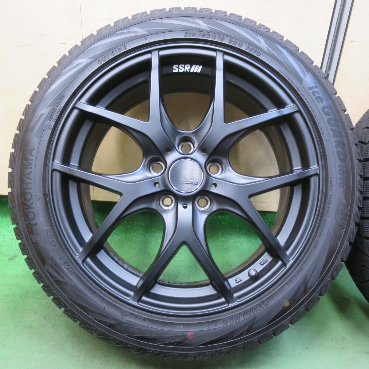 バリ溝 22年 キレイ 9 5分以上 SSR GTV 03 TANABE 215 50 R 18 スタッドレス ヨコハマ アイスガード iG 70 18インチ タナベ PCD 114 3 5 H 5120902イス
