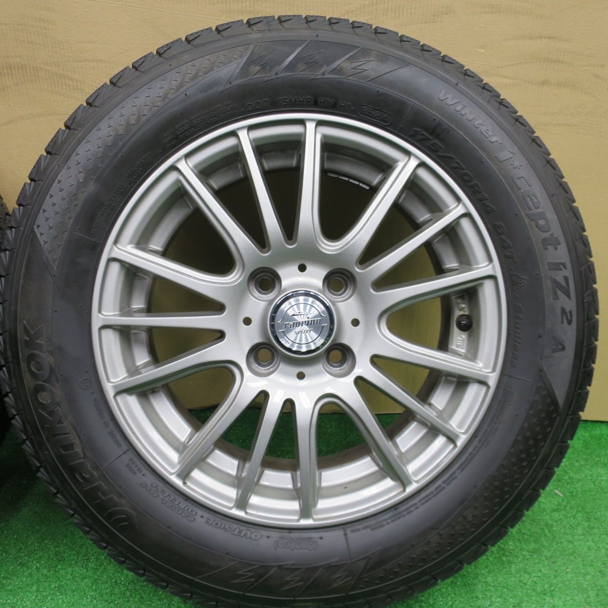 超バリ溝 24年 キレイ ほぼ10分 スタッドレス 175 70 R 14 ハンコック ウインター アイセプト IZ 2 A ravrion selzer ラブリオン 14インチ PCD 100 4 H ス 14インチ タイヤ ホイールセット