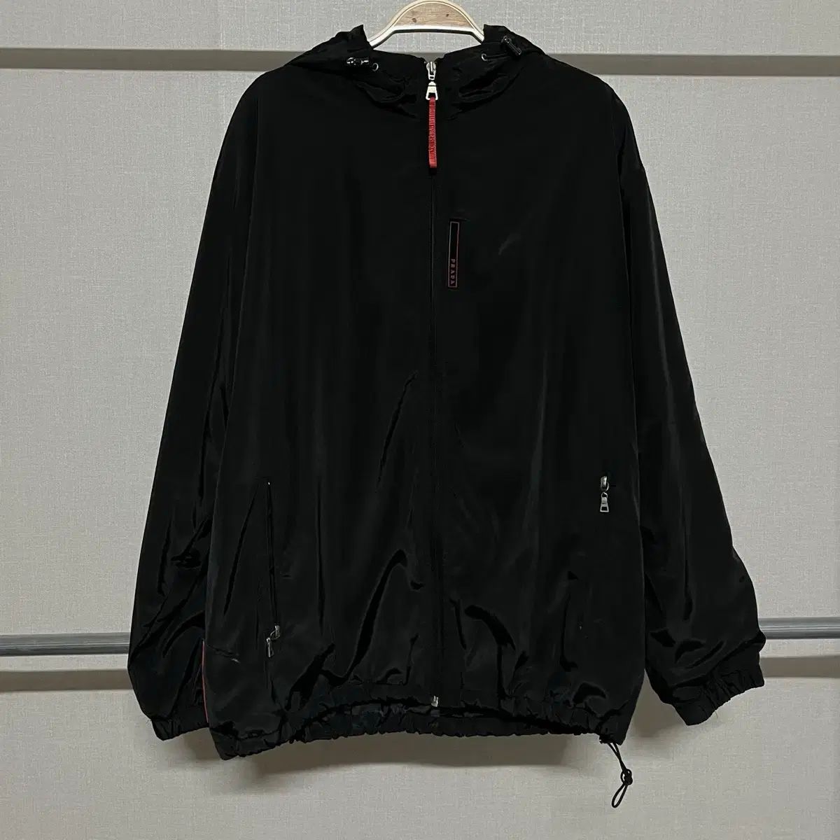 PRADA プラダ ブラック フード ウィンドブレーカー ジャケット XL