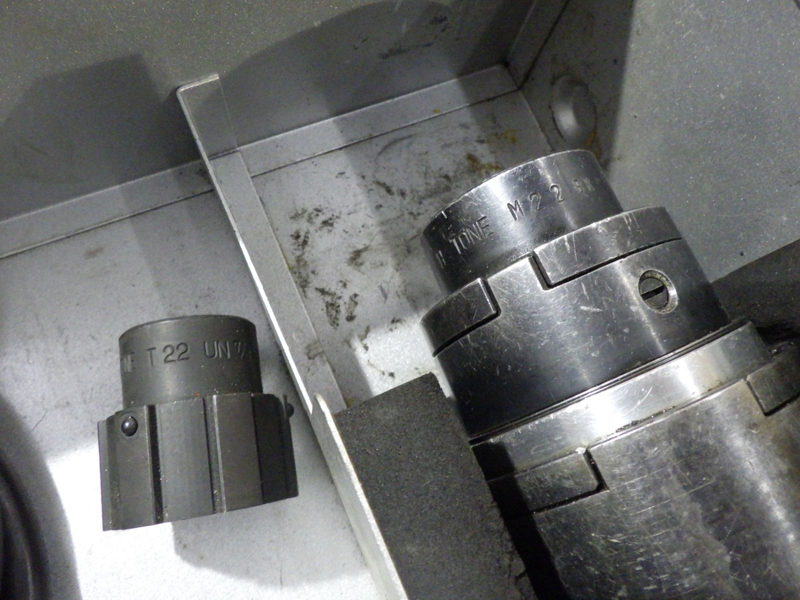  トネ TONE シャーレンチ GH 241 A 100 V ケース付き 電動工具 大工道具 通電 済 品 掃除用工具 空気圧工具用アクセサリー 電気ドリル ドリル ドライバー レンチ