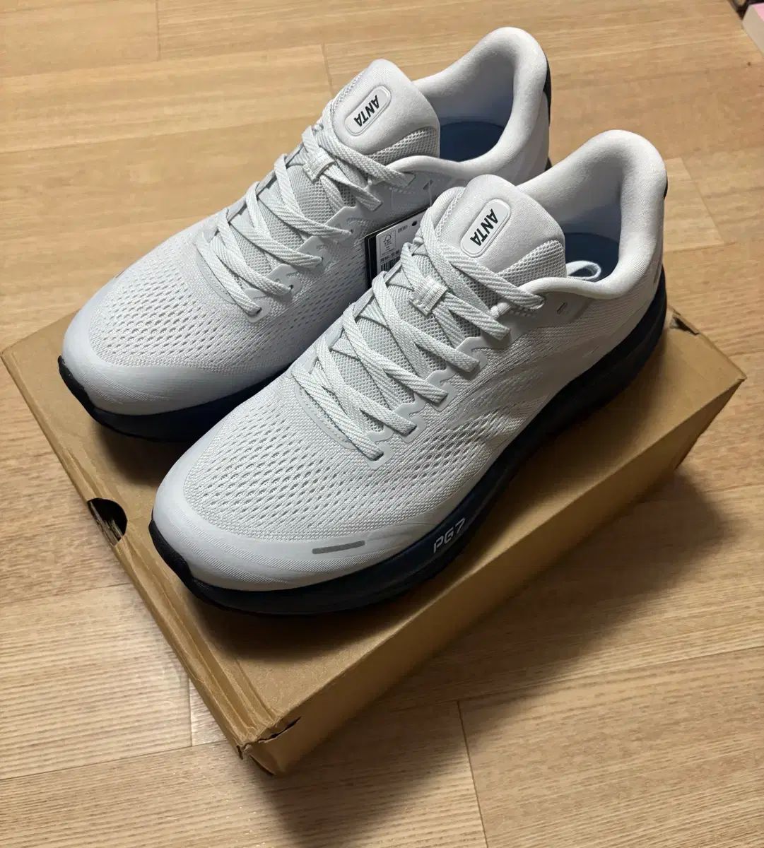 275 アンタ ランニングシューズ pg 7 2世代