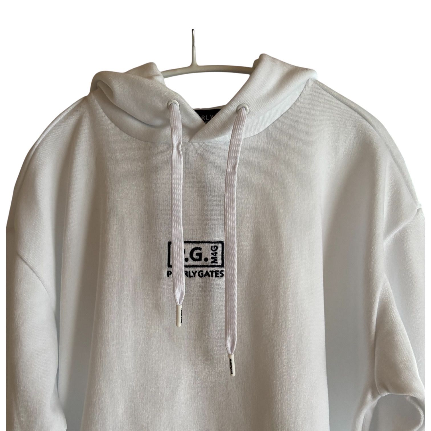 MN4 【タグ付き新品】PEARLY GATES パーリーゲイツ パーカー ロゴ刺繍