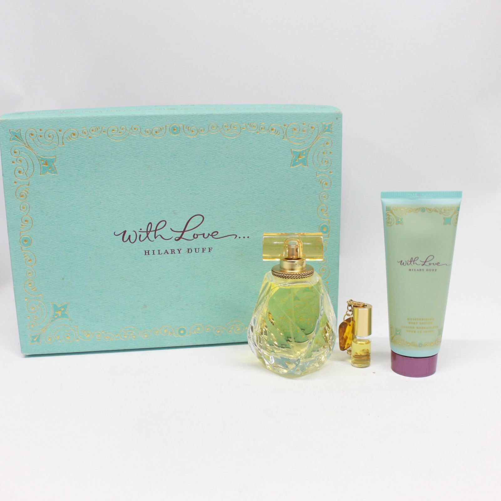 ☆1540 ヒラリー ダフ ウィズラブ オードパルファム ギフトセット