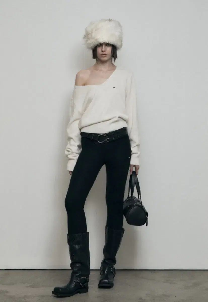 BOHEMSEO ボヘミアンソウル Vネック ウール ニット