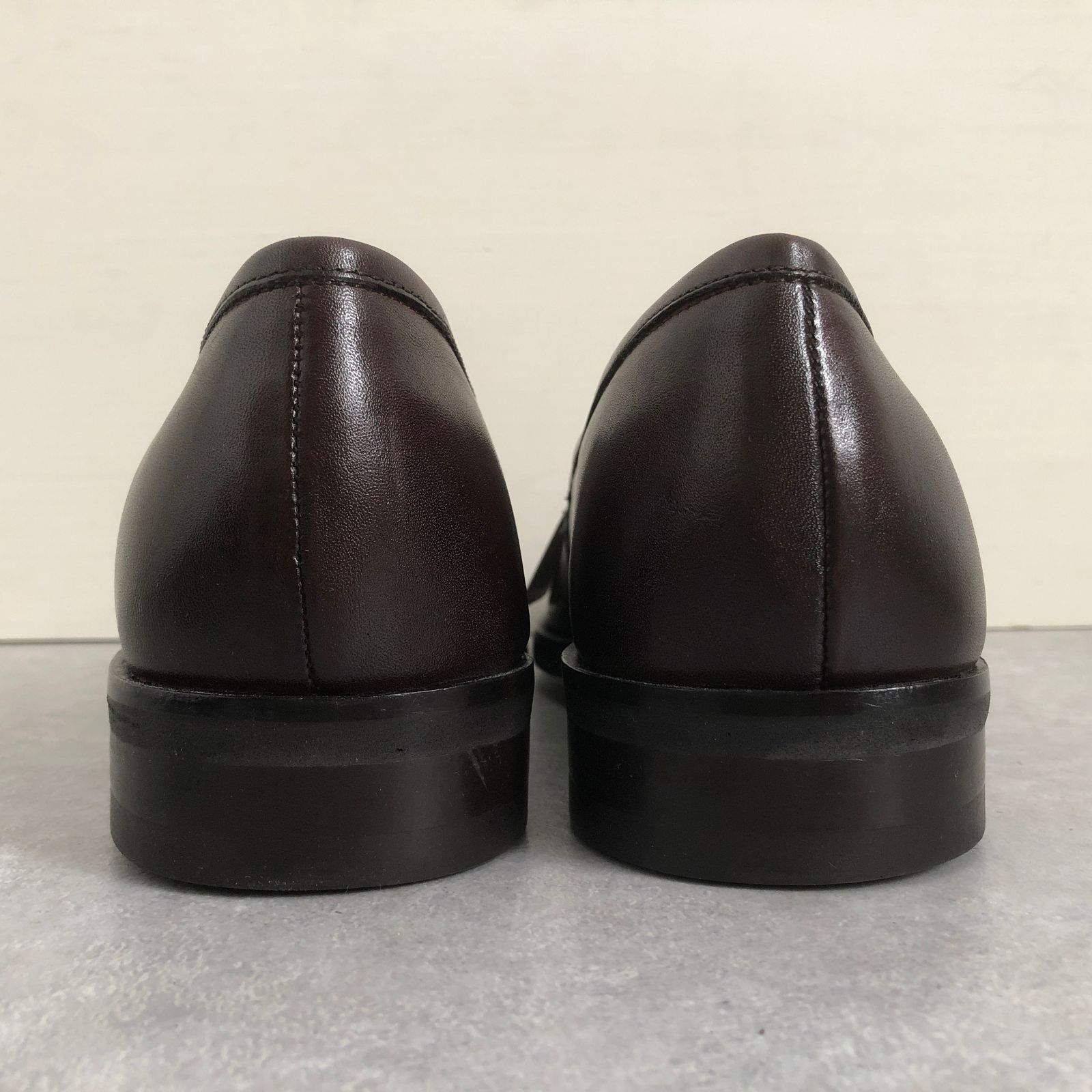 アラウンドザシューズ