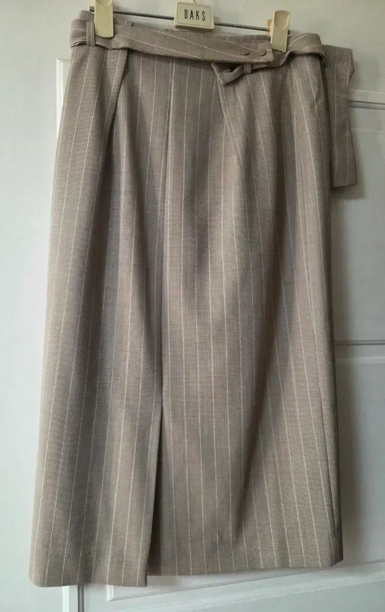 ミシャ イタリー素材 モススカート 定価60万円