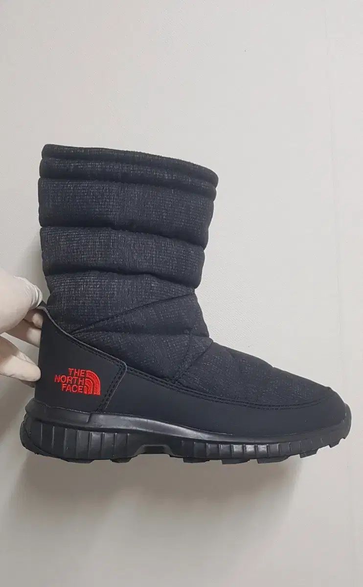 グースダウン ジップアップ