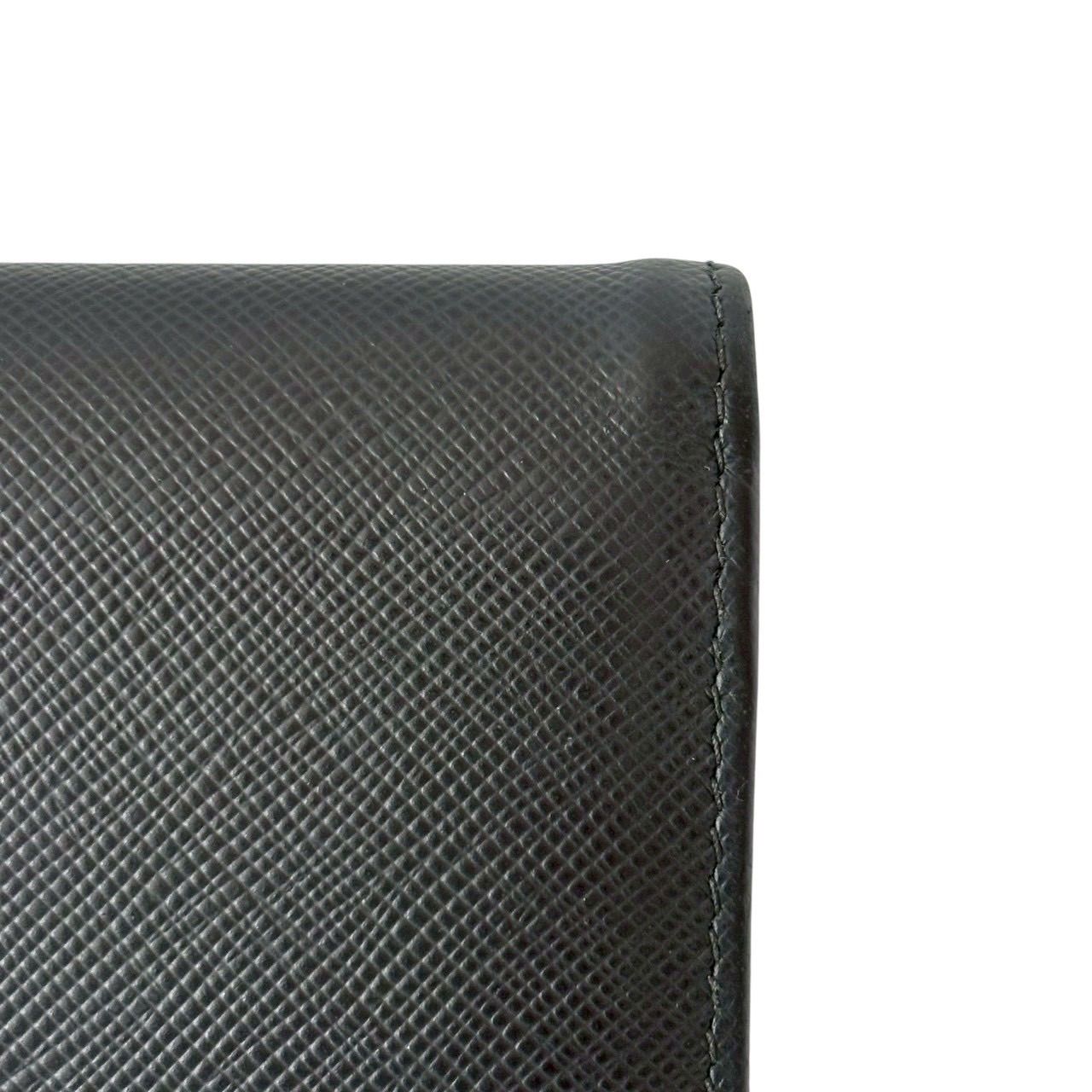 折財布 サフィアーノ