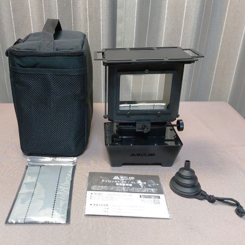 VASTLAND ☆アイロンストーブ☆ランタンストーブ☆耐熱ガラス窓☆鉄製天板☆収納バッグ☆ロート☆替芯付☆新同