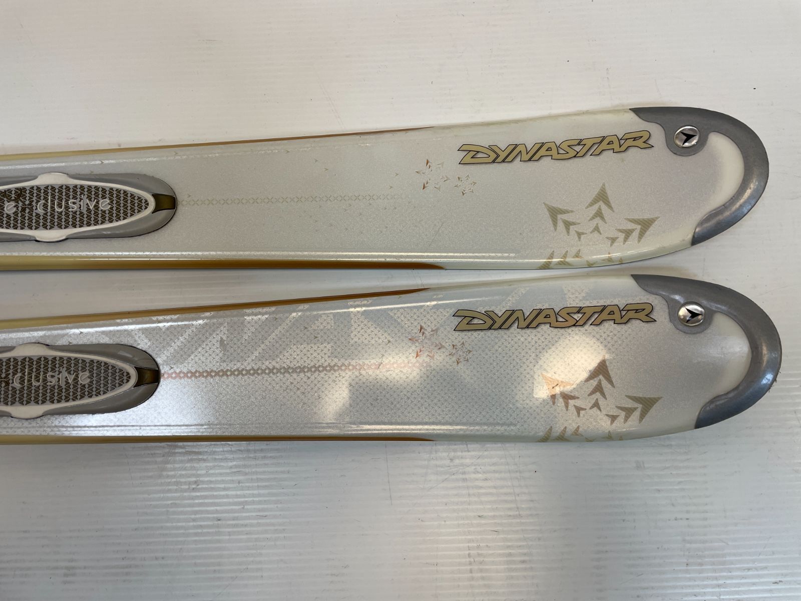 ◇ スキー Dynastar exclusive 8 148 cm + Saphir カービングスキー