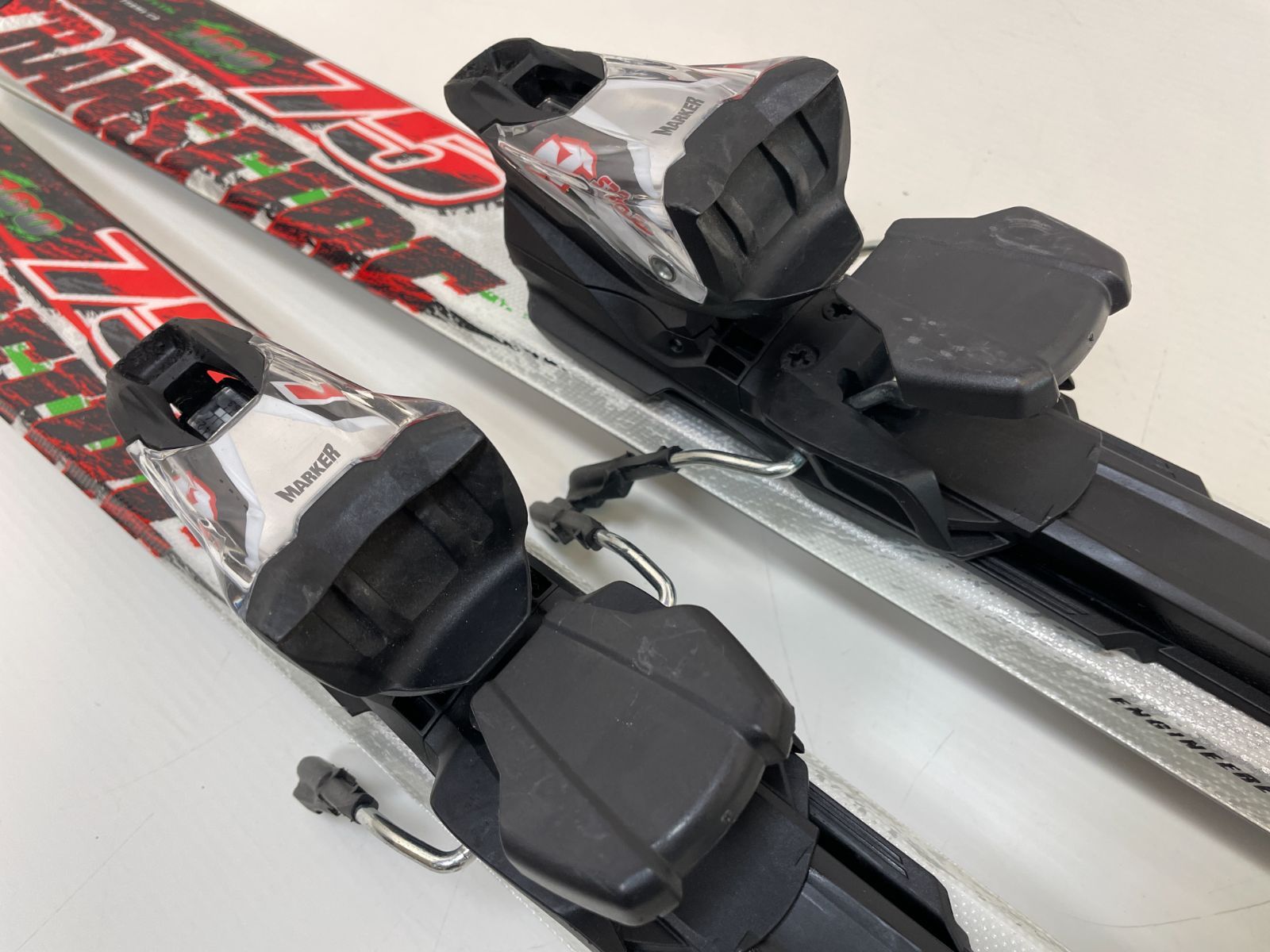 ◆ カービングスキー NORDICA TRANSFIRE 160 cm スキー ◇ スキー NORDICA TRANSFIRE 160 cm カービングスキー スキー板