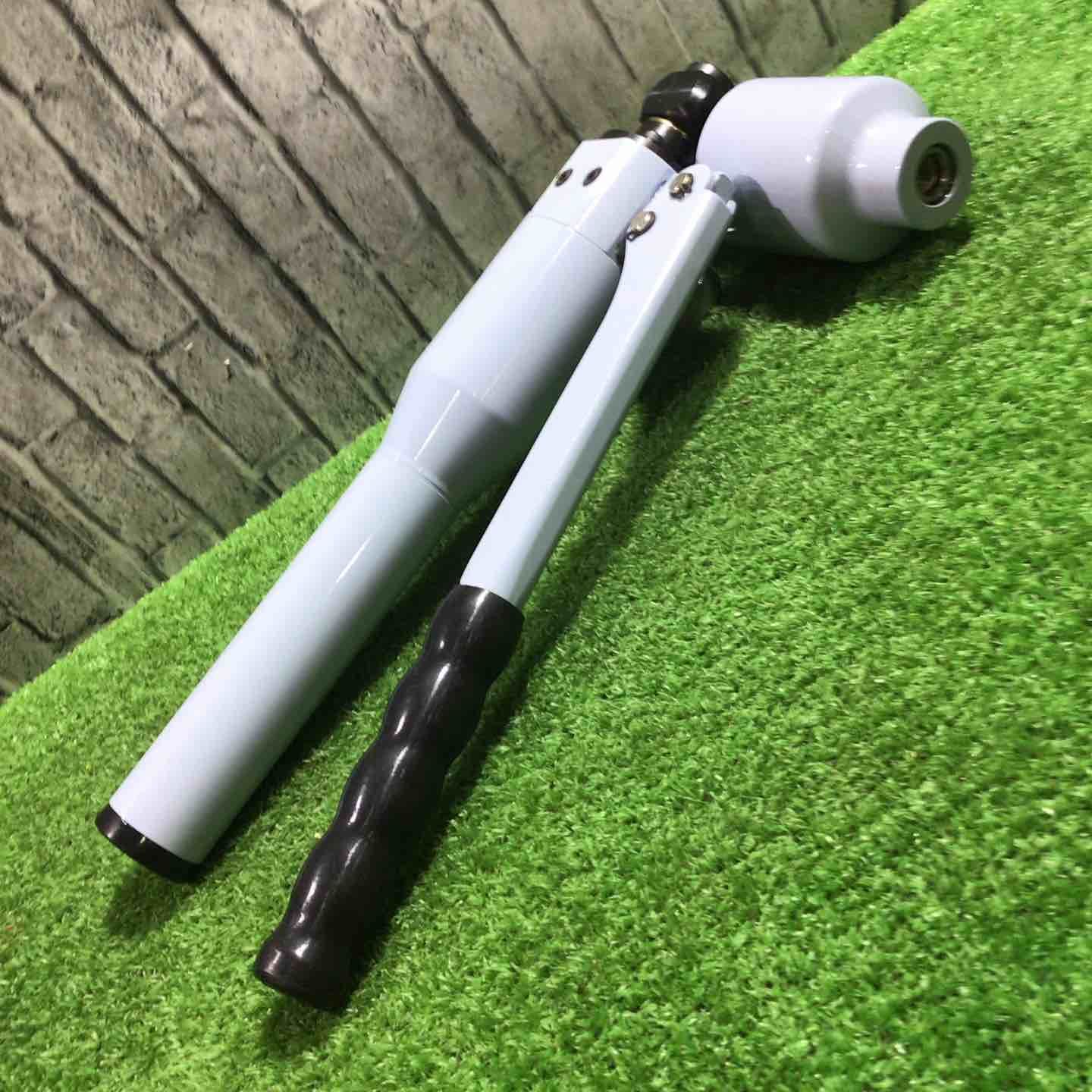 手動パンチャー