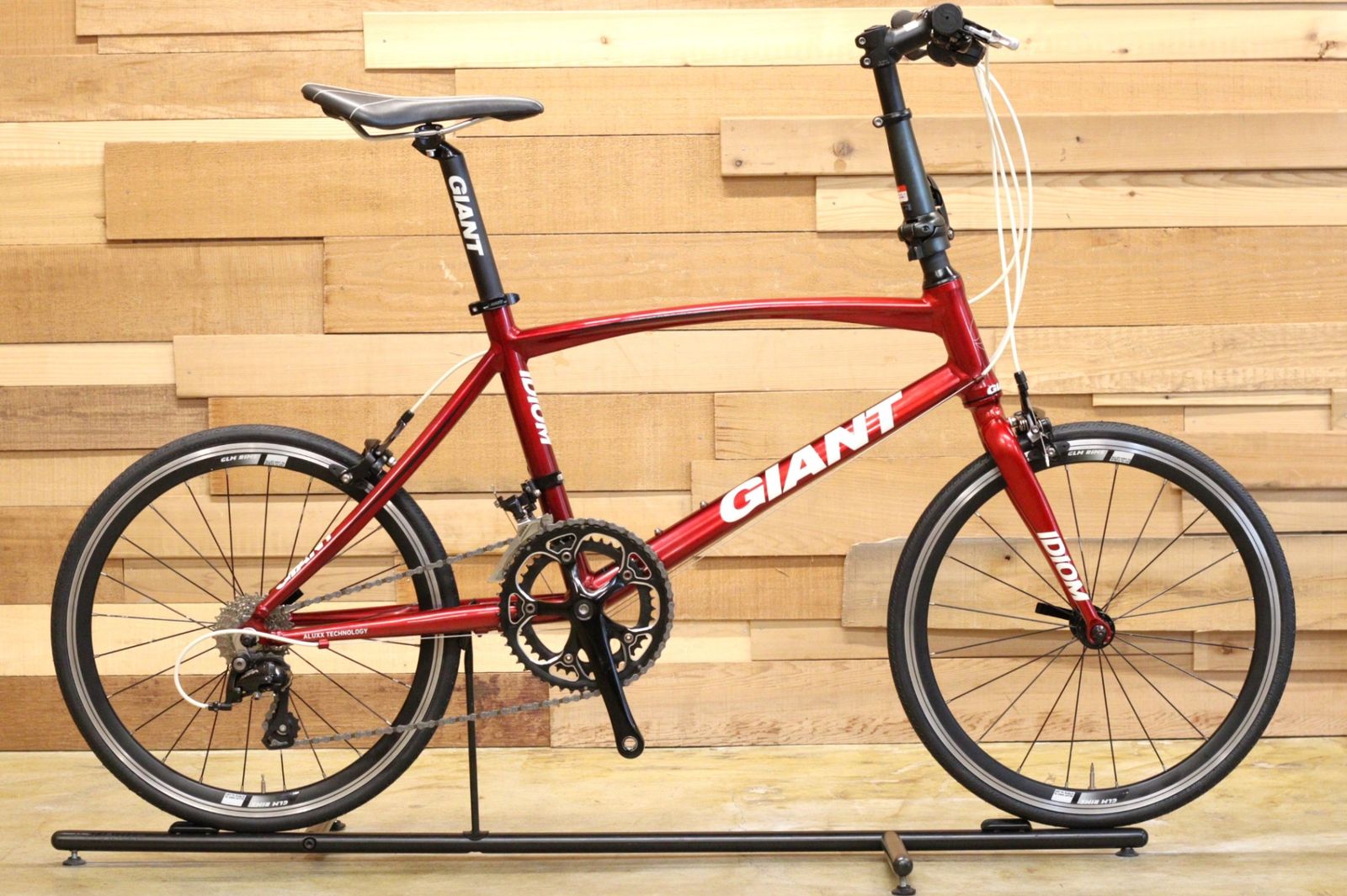 ジャイアント GIANT イディオム IDIOM 1 2013 Mサイズ シマノ ソラ