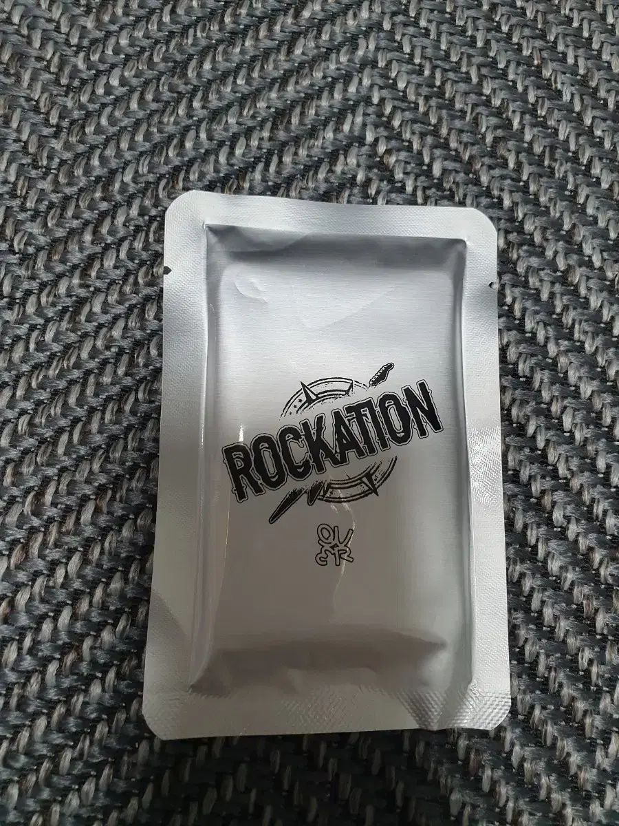 qwerロックイーション トレカ