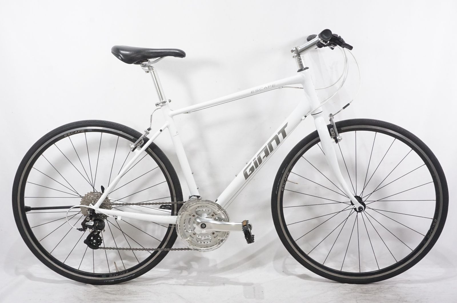 GIANT ジャイアント ESCAPE R 3 2021年モデル クロスバイク バイチャリAKIBA店