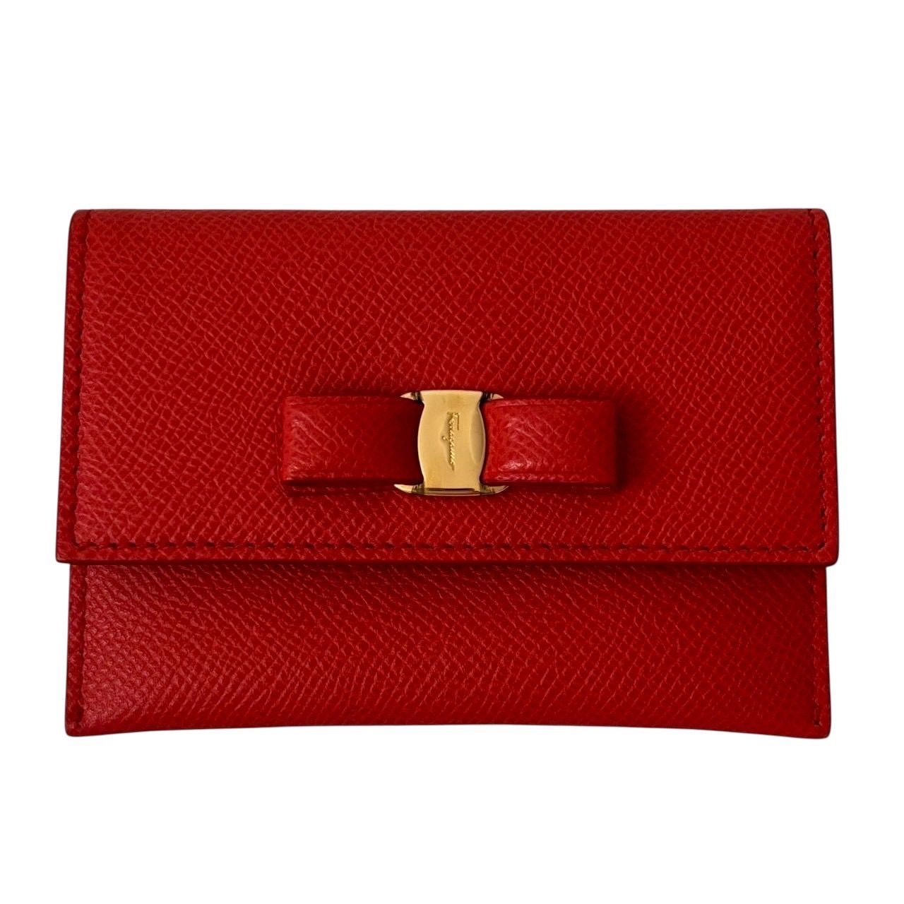 Salvatore Ferragamo サルヴァトーレフェラガモ カードケース パスケース 二つ折り コンパクト ヴァラリボン レザー レッド