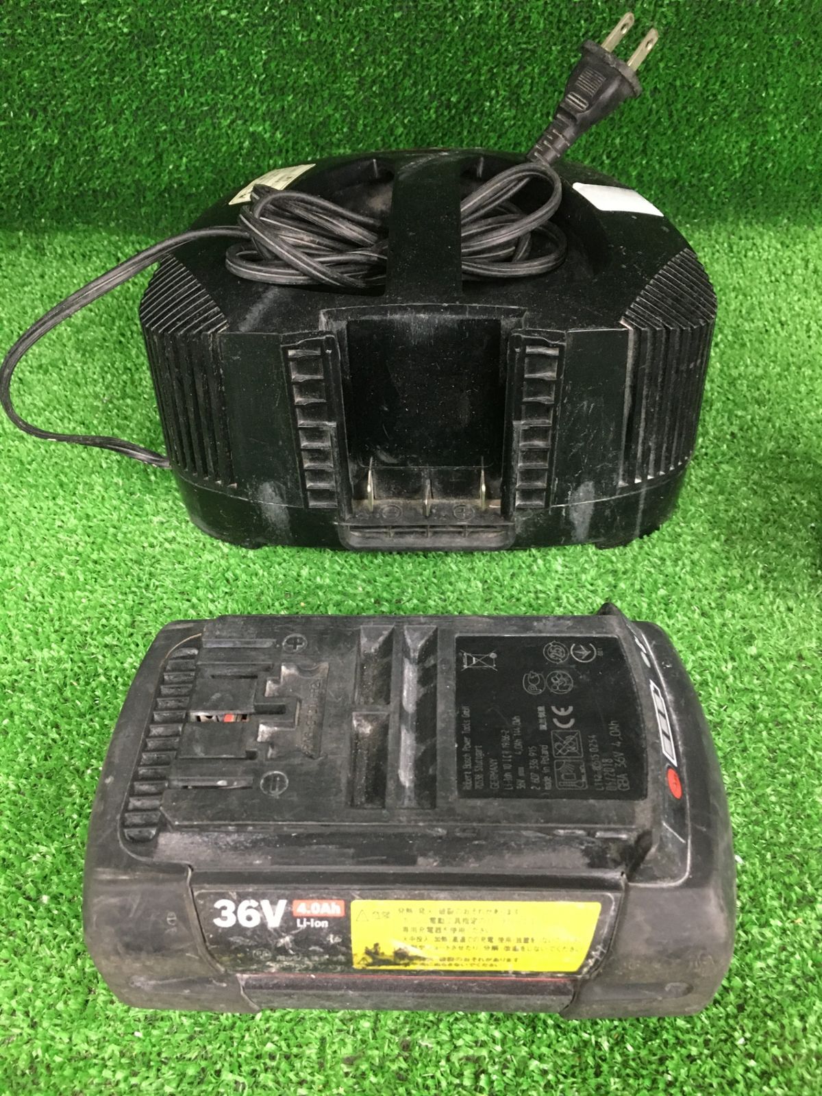 品 0906 BOSCH ボッシュ 36 vバッテリーハンマードリル GBH V-LI