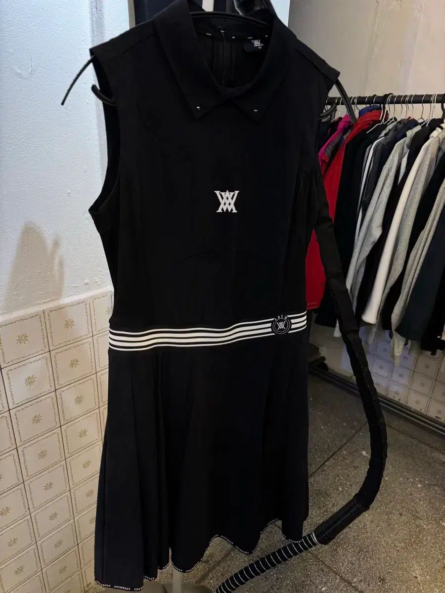 A アニュー レディース ゴルフ ONE PIECE XS