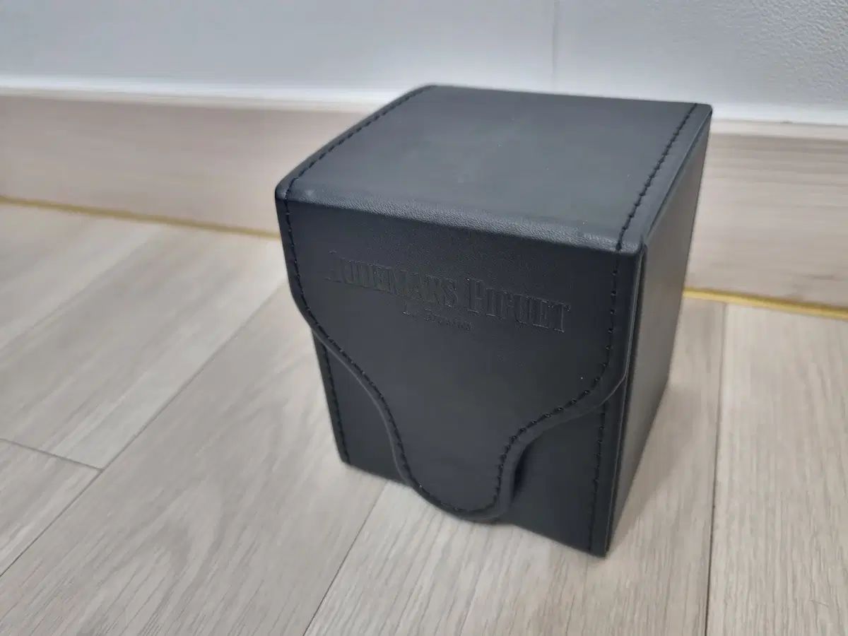 PIGUET オーデマピゲ AP 携帯用 ケース 6万