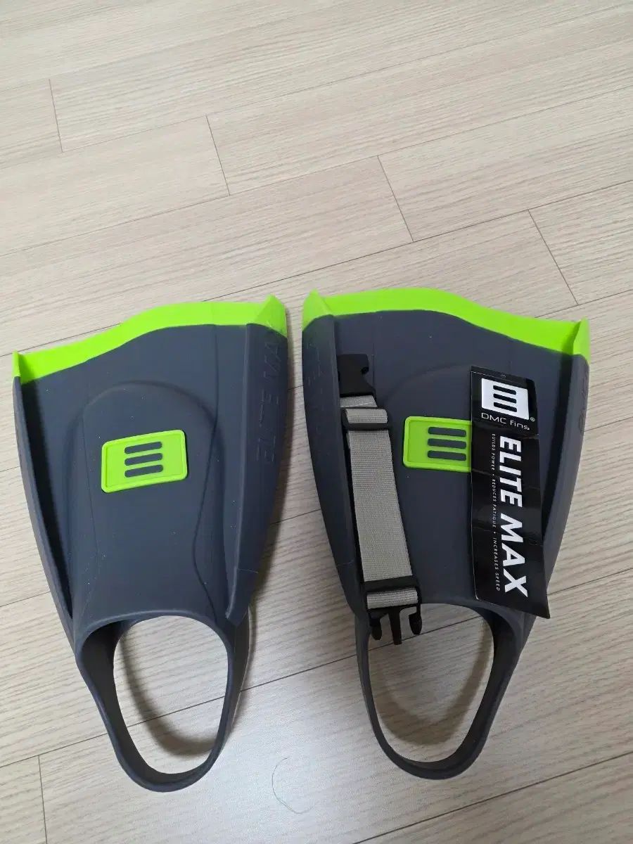  DMC エリートマックス M サイズ その他 水着 ラッシュガード