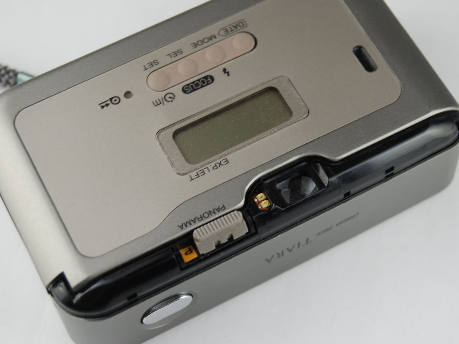  動作未 tiara フジフィルム ティアラ SUPER EBC FUJINON 28 mm コンパクトカメラ(フィルム) フィルムカメラ