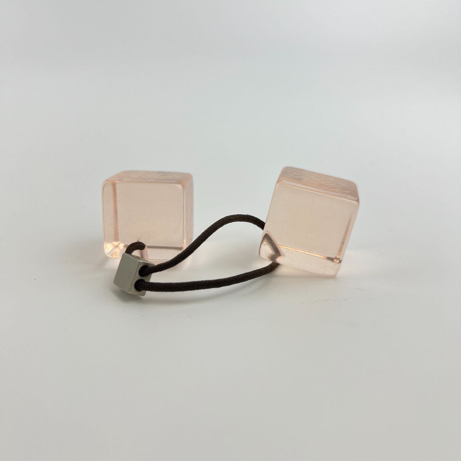 中古】LOUIS VUITTON ルイヴィトン ヘアキューブ ヘアゴム ピンク