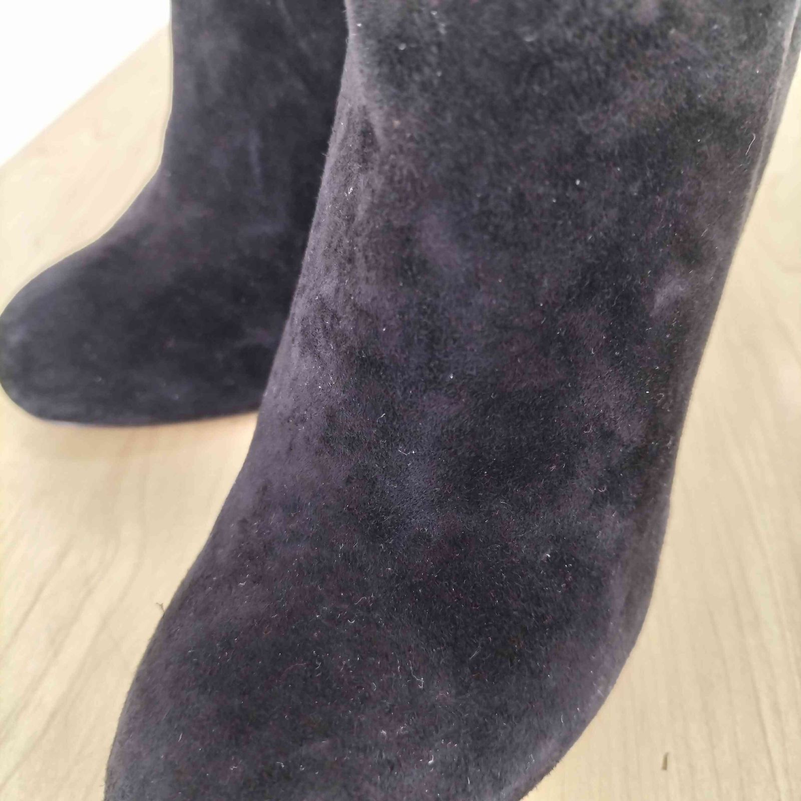 CHRISTIAN LOUBOUTIN(クリスチャンルブタン) スエードブーティ レディース EUR：35 【中古】【ブランド古着バズストア】 クリスチャンルブタン CHRISTIAN LOUBOUTIN スエードブーティ