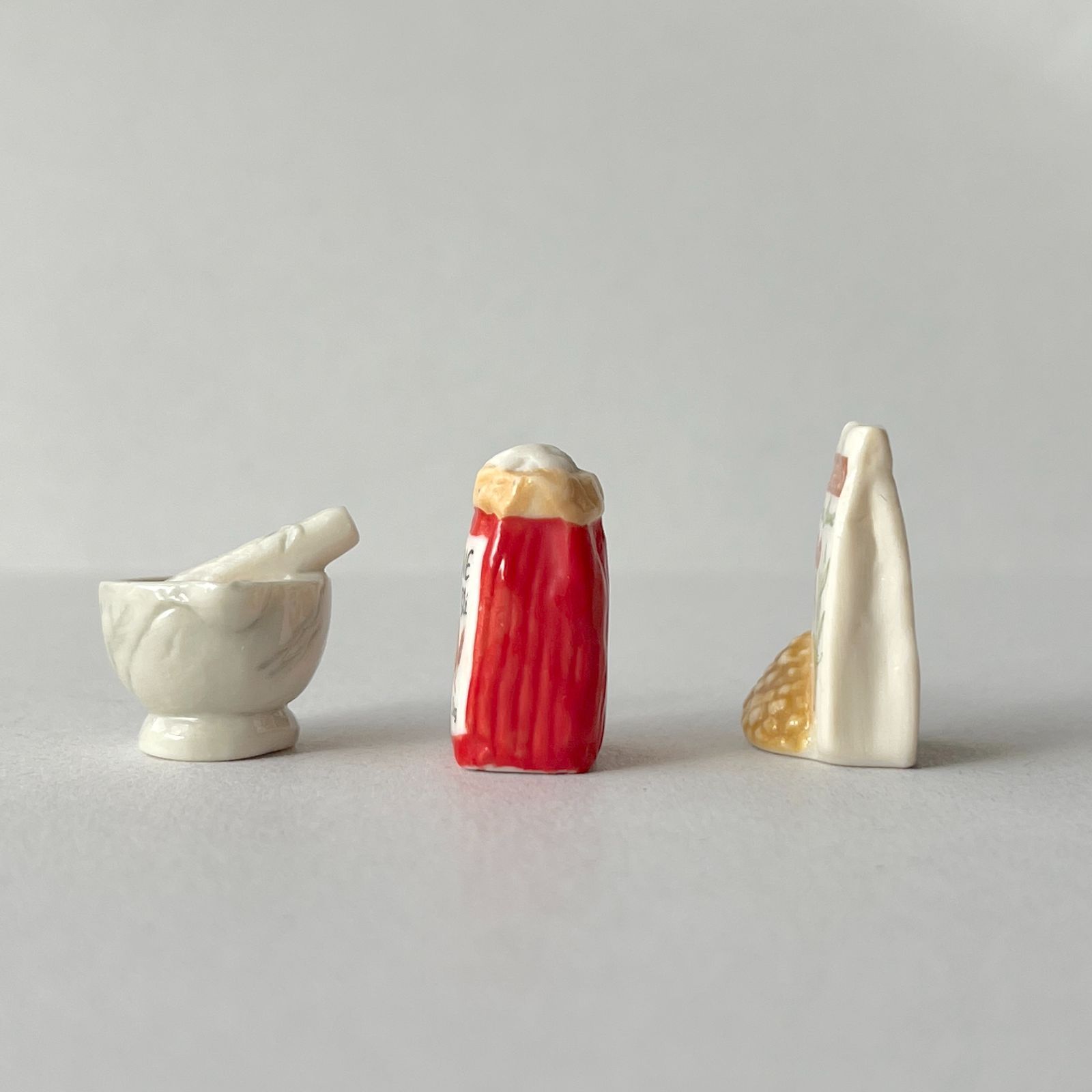 ミニチュア陶器