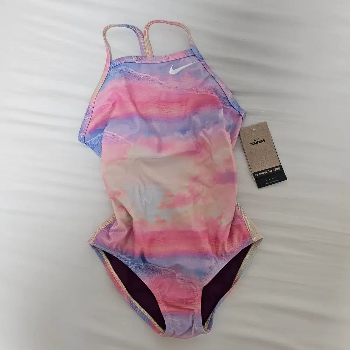  NIKE ナイキ Swim 비포선셋 Racerback ローカット 28 ♥ 未着用 その他 水着 ラッシュガード