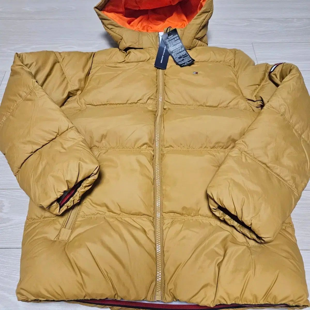 タミーヒルフィガー ショートダウン 150 良い 新品 2025年最新】トミー