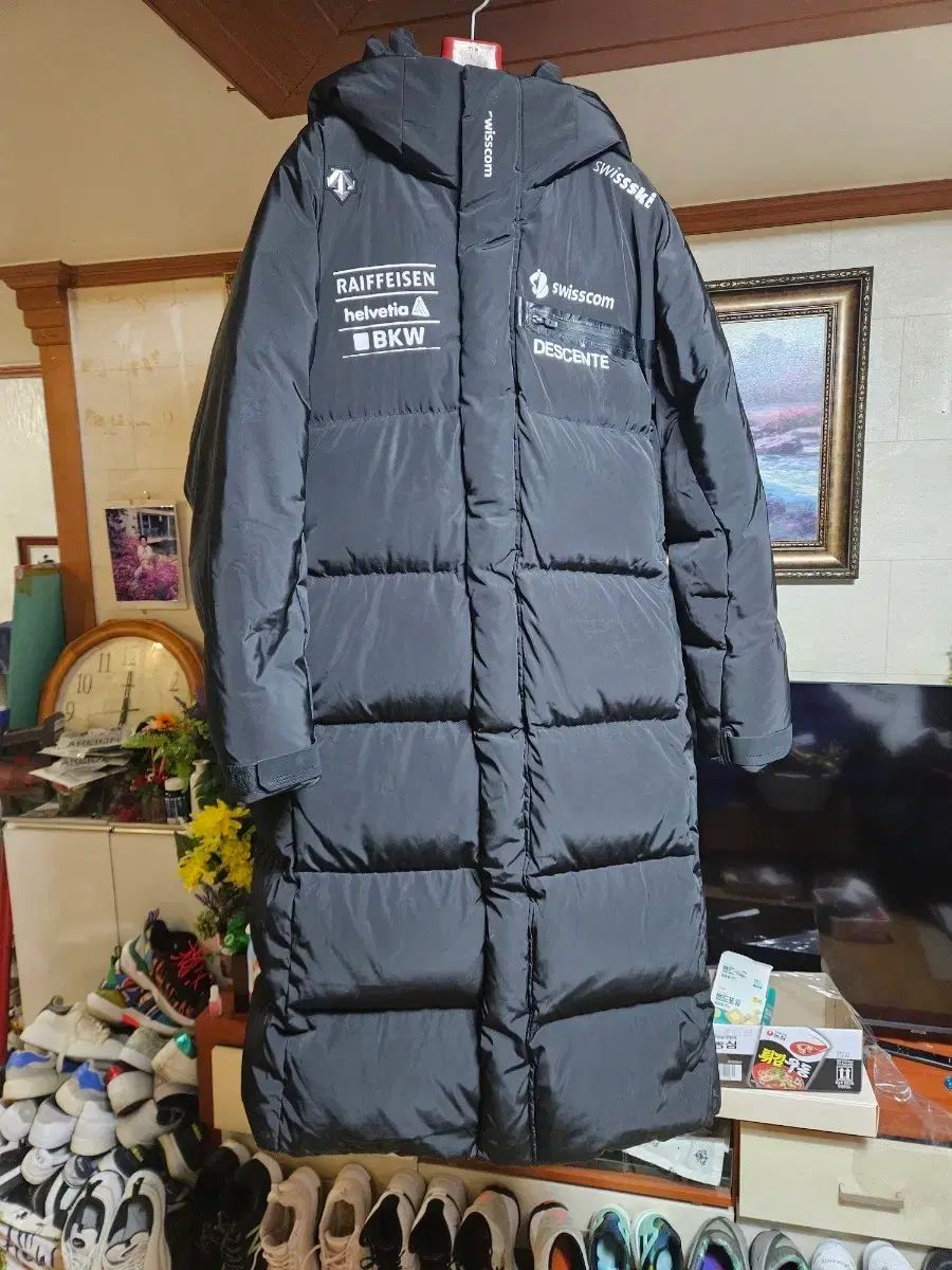デサント スイス スキー ロングダウンジャケット ブラック 105