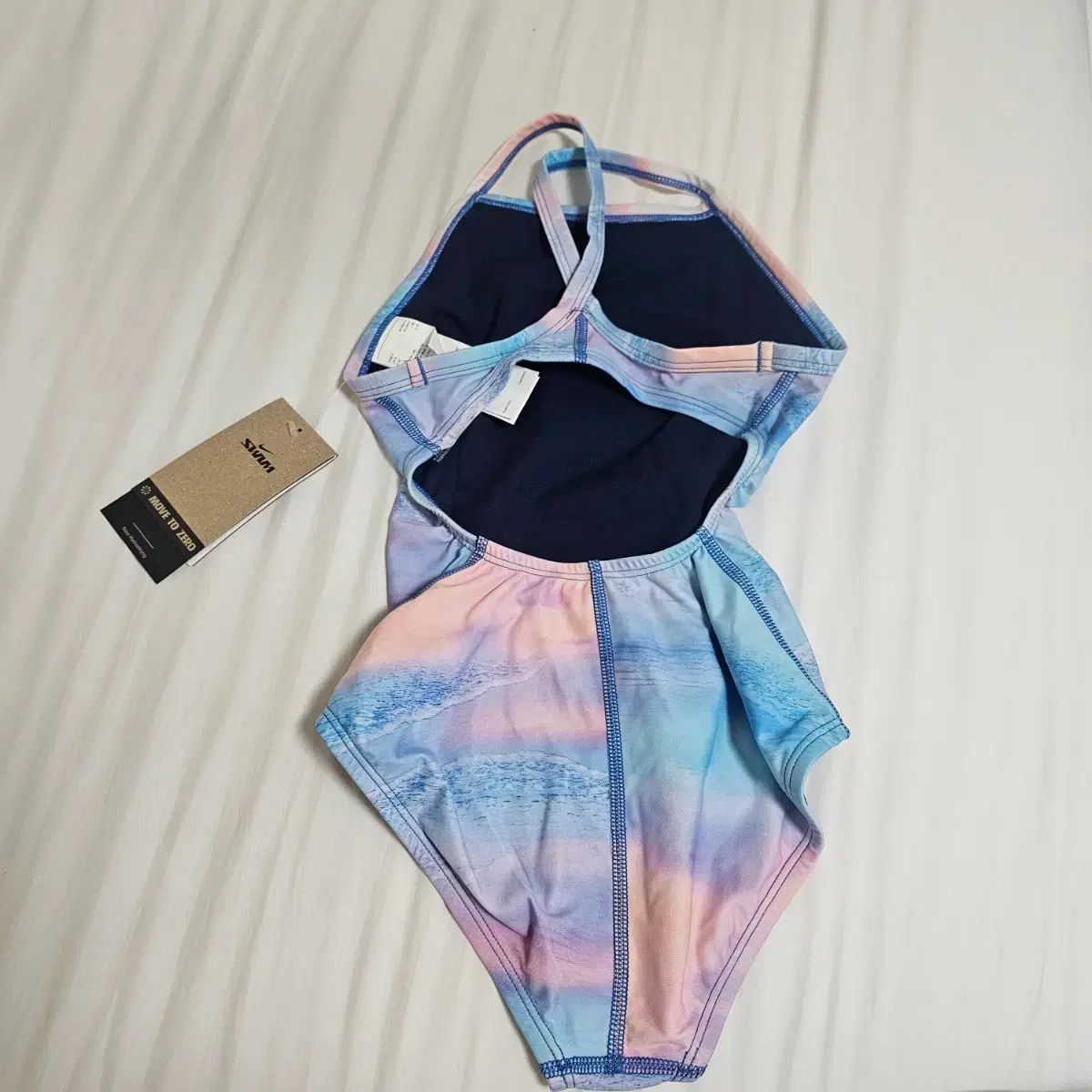  NIKE ナイキ Swim Before Sunrise レーサーバック ローカット 26 未着用 その他 水着 ラッシュガード