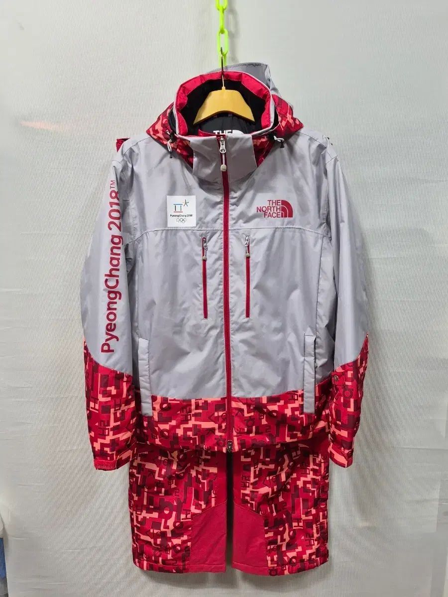 【希少】ノースフェイス 平昌オリンピックモデル スキーウェア メンズXL 希少】ノースフェイス 平昌オリンピックモデル スキーウェア メンズXL