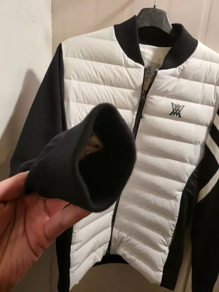 ANEW GOLF(アニューゴルフ) ニット グース 軽量ダウン - メルカリ